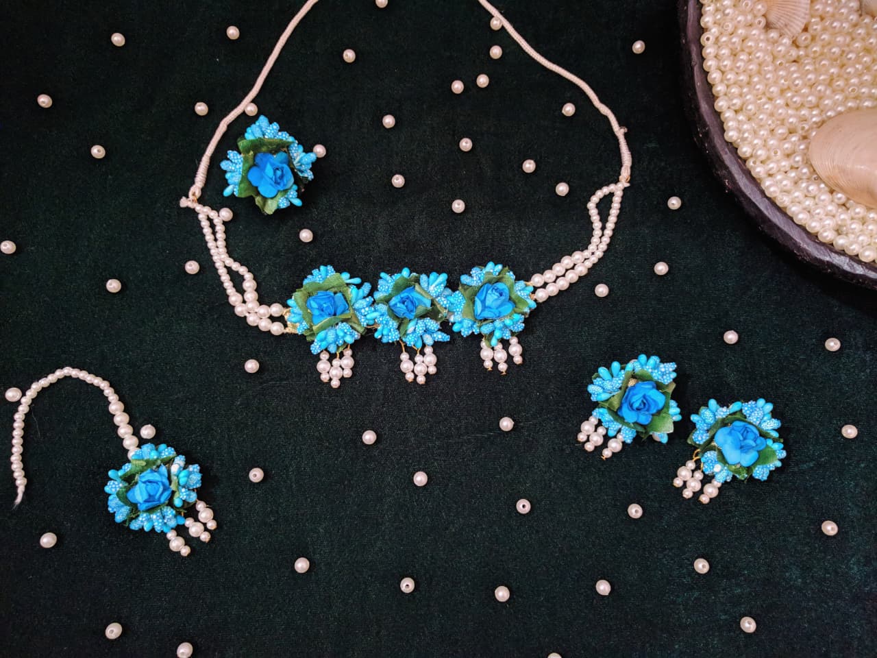 Blue floral set